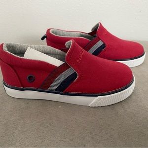 Nautica slip on shoes boys 8